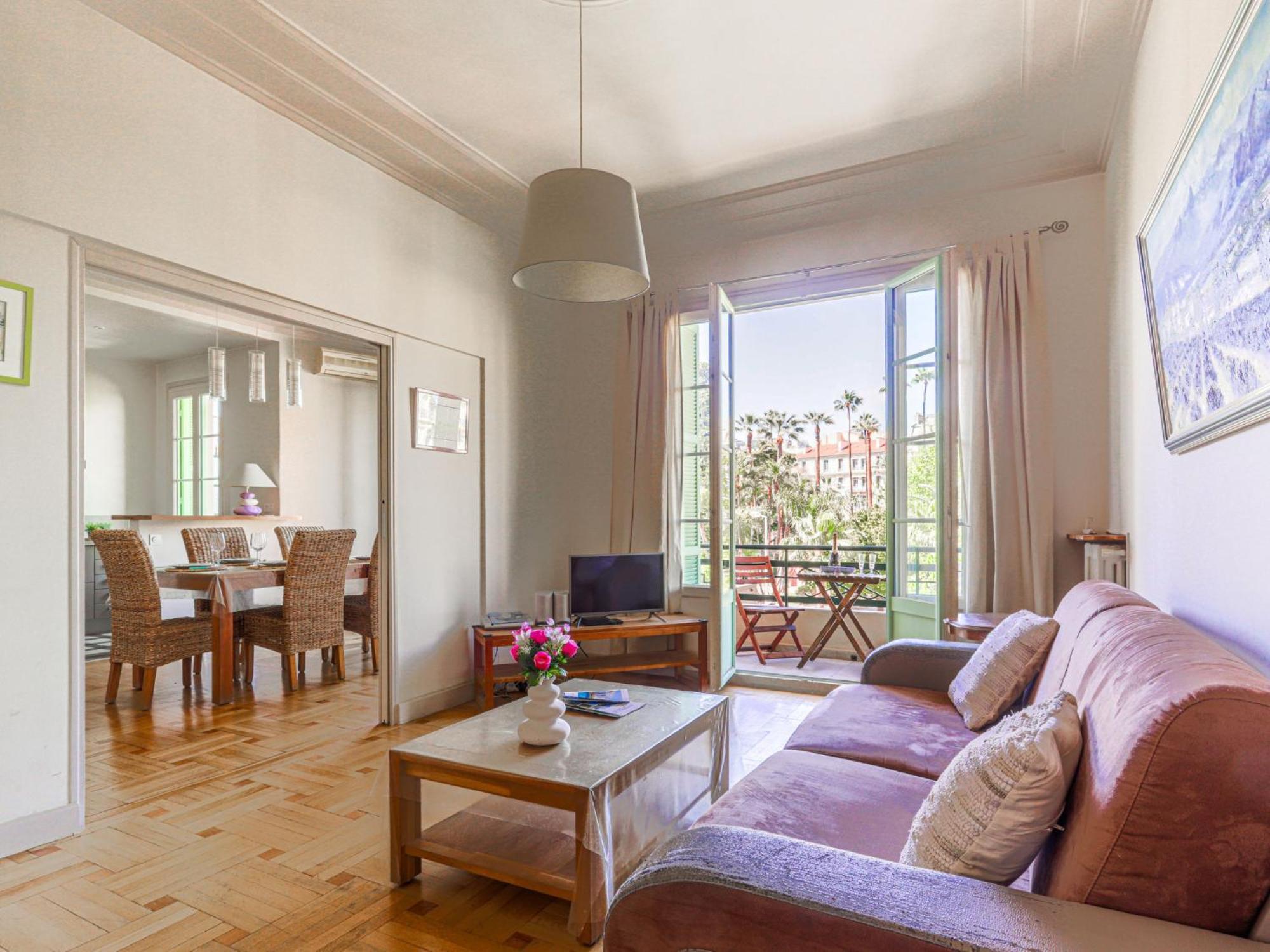 Appartement Le Victor Hugo By Interhome